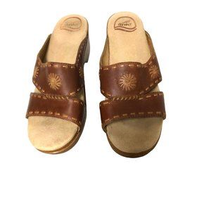 Dansko Women’s Brown Leather Wooden Slip Sandals Size : 9.5-10 (US) 40 (EU)